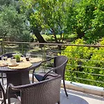 Сasa de vacaciones Omikron Mikro