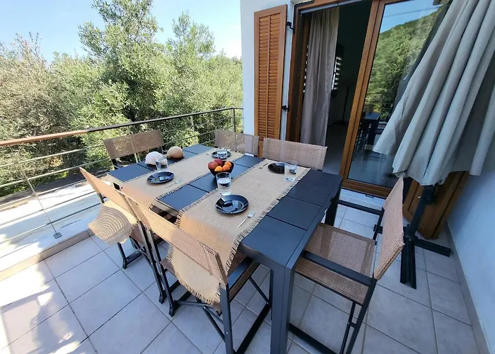 Hébergement de vacances Omikron Mikro